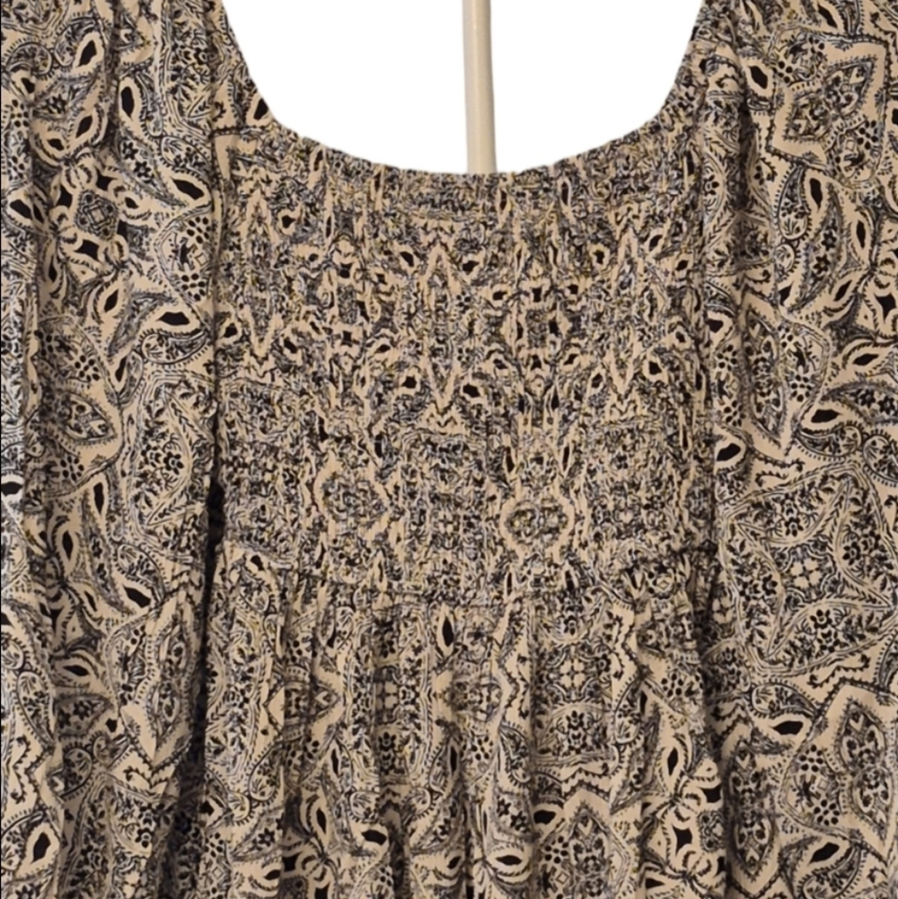 Promesa Small Patterned Long Sleeve Top Sz S Tie Detail V Neckline Blouse - Picture 4 of 4